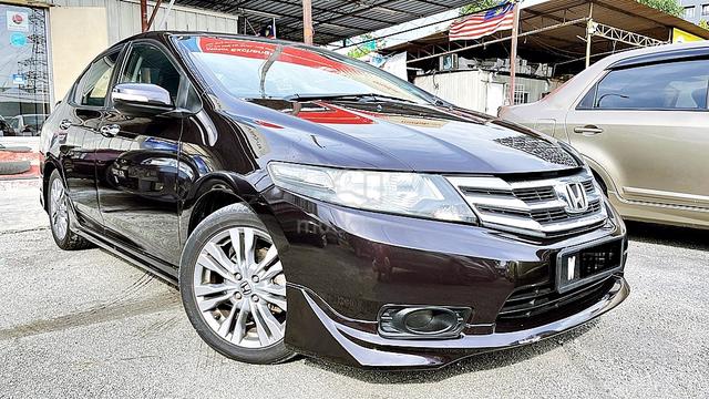 LOAN KDai TERSEDIA! 5-SPEED🔥HONDA CITY 1.5 E 2013 - 1