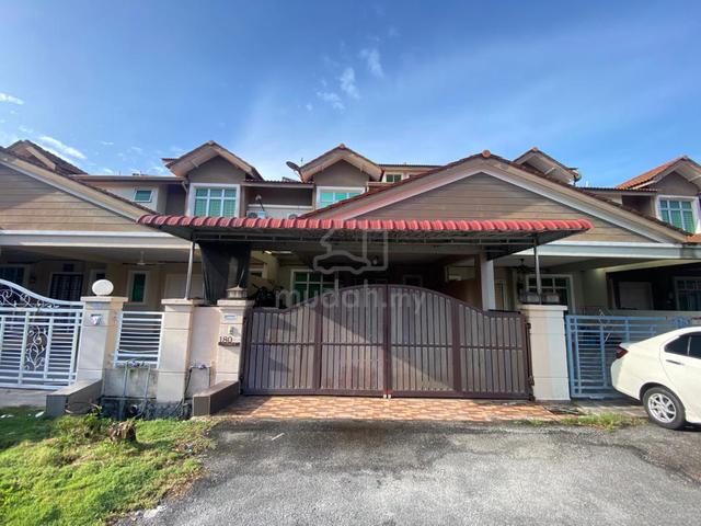 UNTUK DIJUAL TERES 2 TINGKAT RENOVATED TAMAN INDAH SUNGAI UDANG, Melak 1