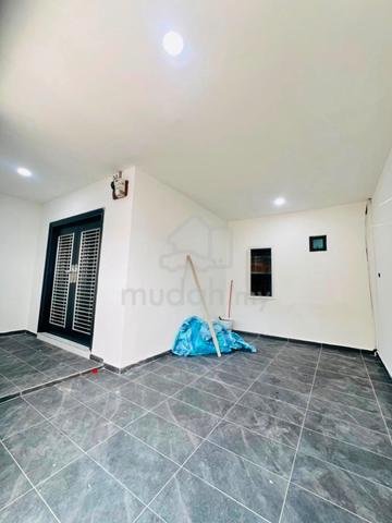 Jalan Permatang 8A Kempas Baru 1