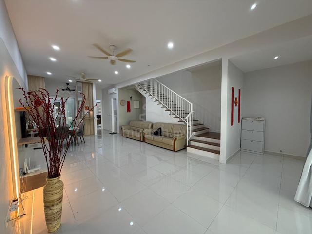 Viluxe Batu Kawan 2Storey Terrace Fully Reno Full Furnished For Sale 1