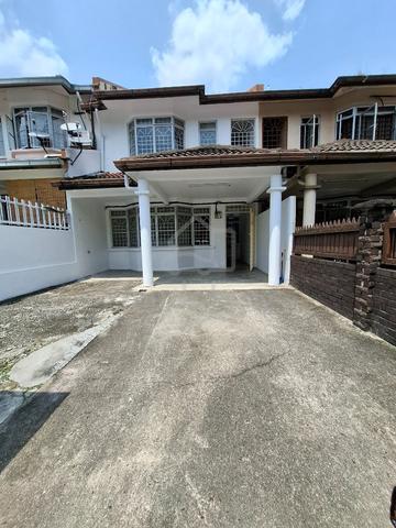 Facing empty space, 2 storey, BK5, Bandar Kinrara Puchong 1