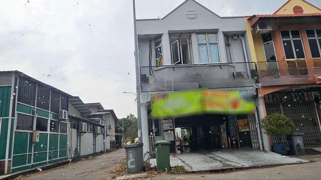 Melaka Krubong Freehold Double Storey End Lot Facing Main Road 1