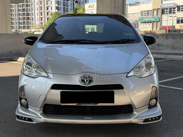 2013 Toyota PRIUS C 1.5 TRD SPORTIVO (A) - NEWBATT - 2