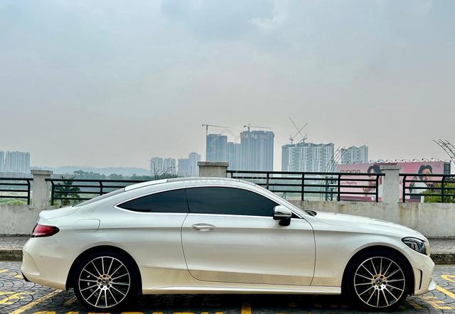 23K KM💥2019 Mercedes Benz C180 1.6 COUPE AMG - 4