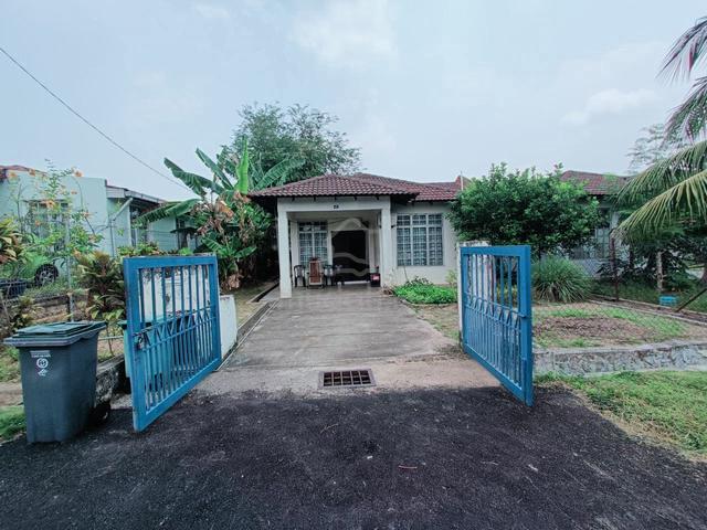 FREEHOLD NON BUMI SEMI D SINGLE STOREY Taman Desaria Nilai 1
