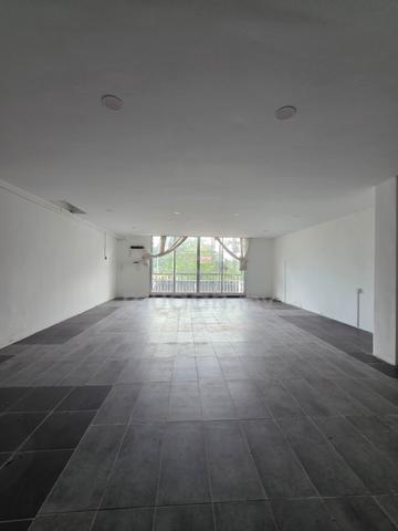 Facing Main Road Offce @ Bukit Batu For Rent 1