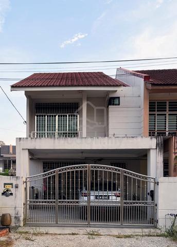Beautifully Furnished Home in the Heart of Wakaf Bharu 1
