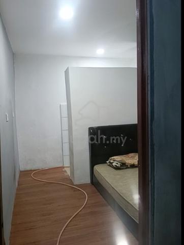 RUMAH BILIK SEWA 3 BILIK | LARKIN JB 🏡 1