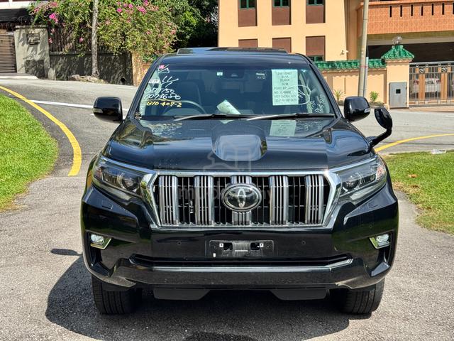22 7 SEATER DIESEL Toyota LANDCRUISER PRADO 2.8 TX - 2