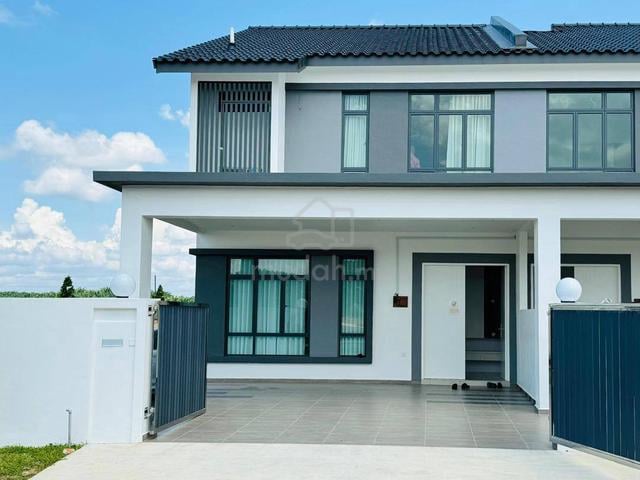 Zero Downpayment gate guarded new 2 storey house kluang 1
