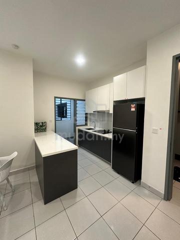 E Island Lake Haven 1