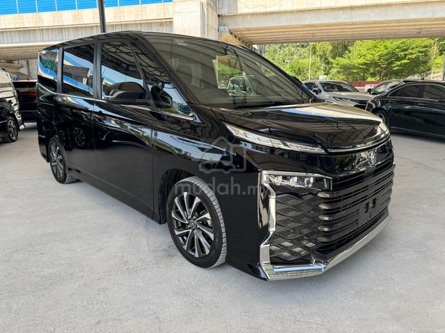 2022 Toyota VOXY 2.0 S-Z (A) - 2