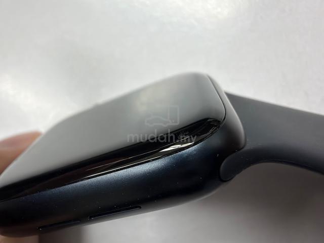 Apple Watch SE 3 44MM (GPS only) - photo 2 of 4