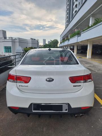 2011 Kia FORTE 2.0 KOUP SX (A) - 4