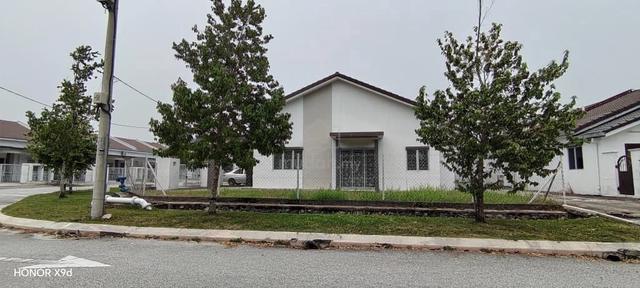 1sty Alam Suria Enclave, Puncak Alam 1