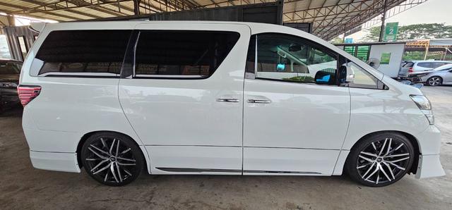 2013 Toyota VELLFIRE 2.4 Z G-EDITION - 4