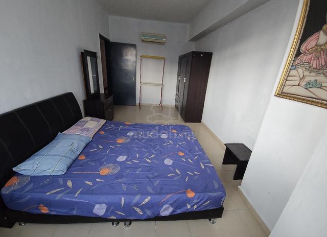Room for rent . 1