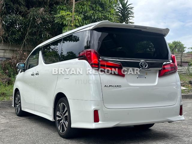 2022 Toyota ALPHARD 2.5 SC - 2