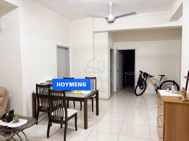 Straits Garden Condominium 4