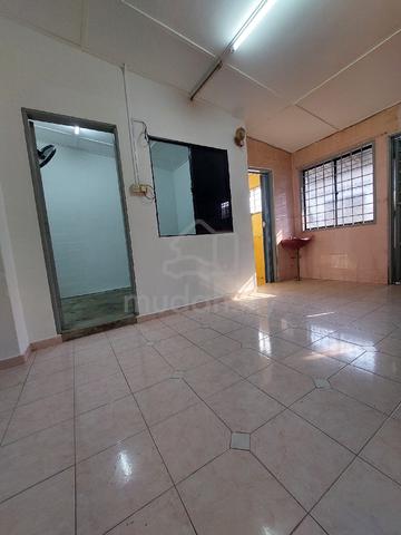 Rumah Taman Tas Untuk Disewa 5