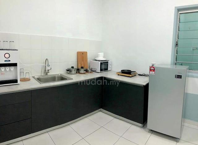 Middle Room For Rent @ Golden Triangle, Bayan Lepas 1