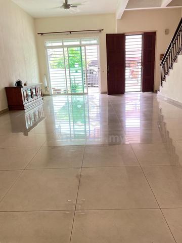 Comfortable Living in Gated Community - 4 bedroom House for Rent 1