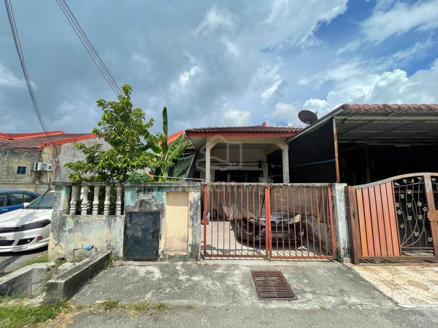 Single Storey Terrace Taman Telok, Telok Panglima Garang 1