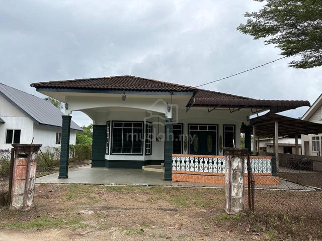 NEGO..RUMAH BANGLO untuk dijual Kg Pantai Ali Telemong 1