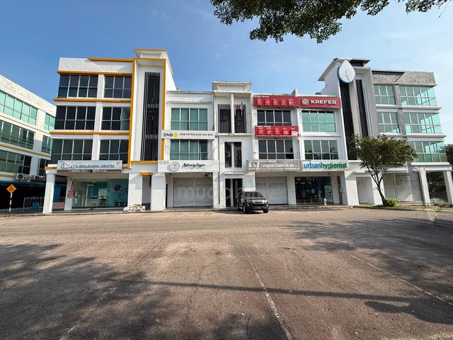 Bandar Baru Permas Jaya @ Masai 4 Storey Shop Lot Corner Lot Unit 1