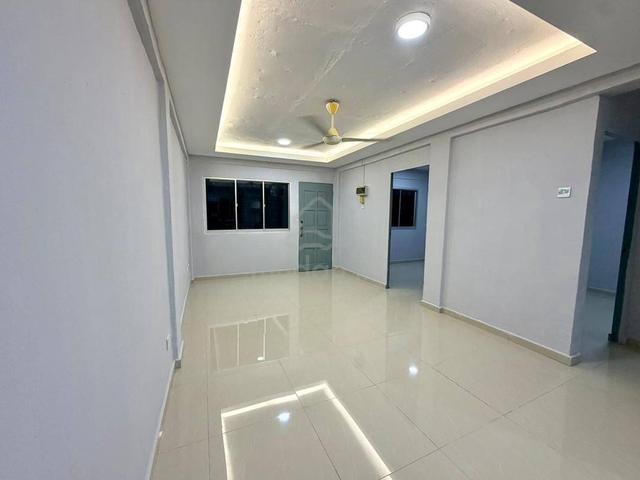 Gugusan Tanjung 1
