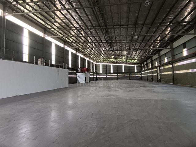 Jenjarom Semi-D Factory near Banting |400Amp | with CCC | 40ft Height 1