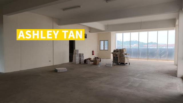 4sty Light Industrial Factory Warehouse with LIFT Vortex Business Park 1