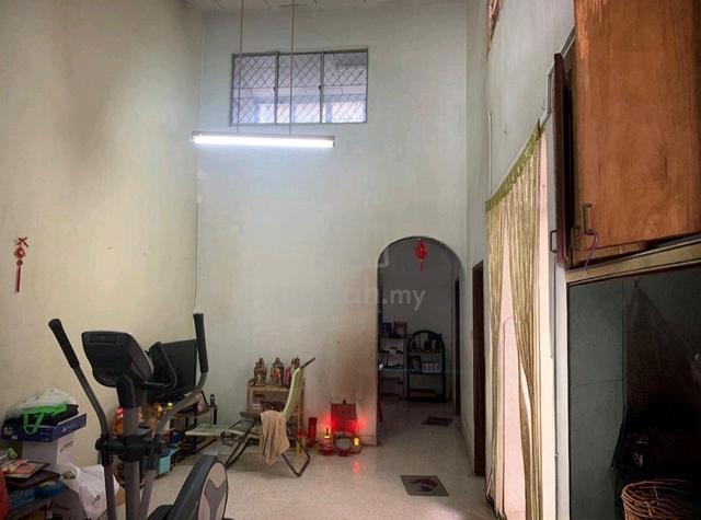 Taman Perlangi Single Storey Terrace House 3bed Johor Bahru 1