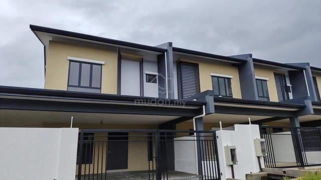 LAST 2 Units Siniawan 2 Double Storey Terrace 1