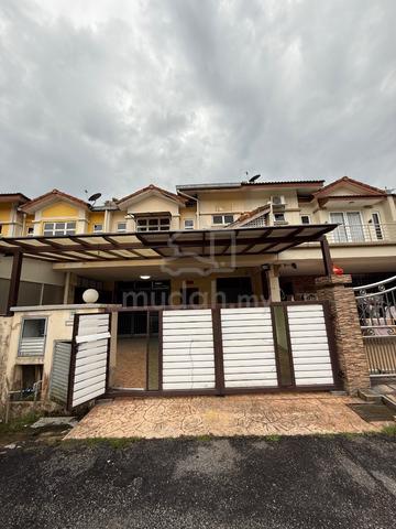 Sungai Buloh Taman Tiara Putra well renovated house, negotiable 1