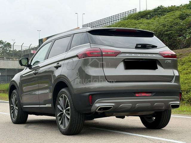 2021 PROTON X70 1.8 PREMIUM X FULL SERViCE 49K KM - 2