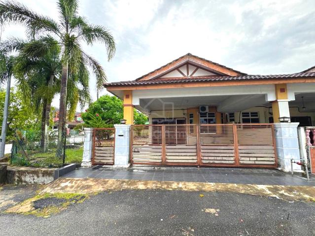 CORNER LOT-TANAH LUAS Teres Taman Seri Mahkota Permai, Batu11, Kuantan 1