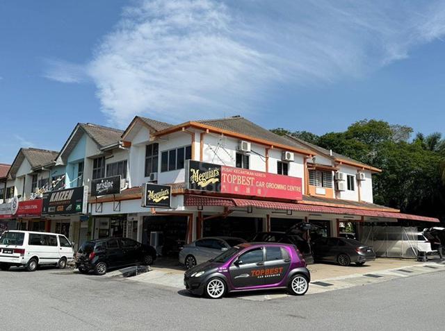 [LIMITED] Corner 2 storey Subang Jaya Shop for RENT 1