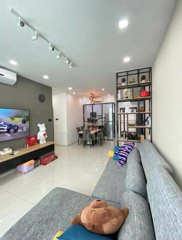 D'Summit Residences 3