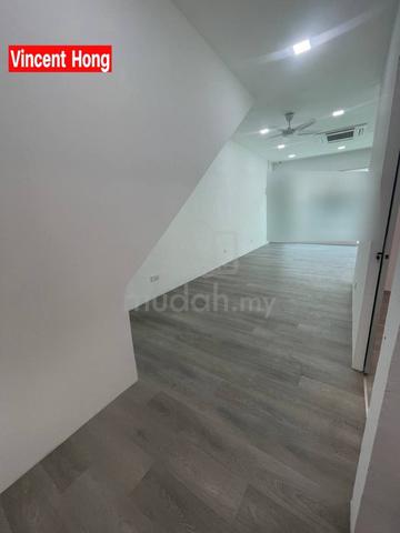 Georgetown 2 storey shop lot 1100 sq.ft 1