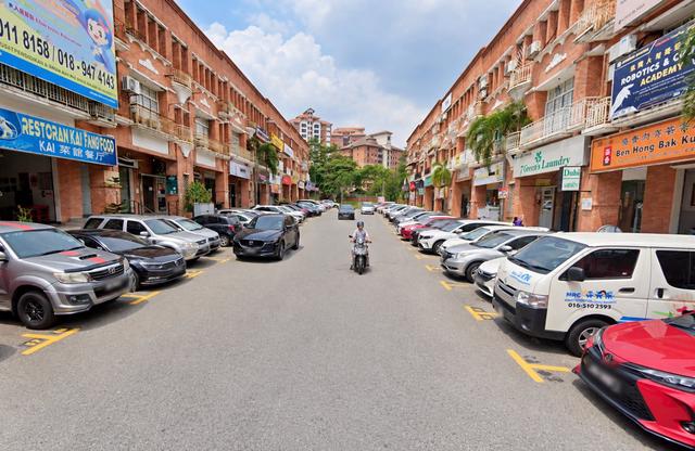 3 Storey Shop Lot For Sale 1