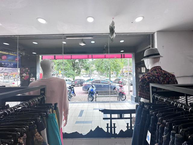 Platinum Walk 4 Storey Shop Office For Sell 1