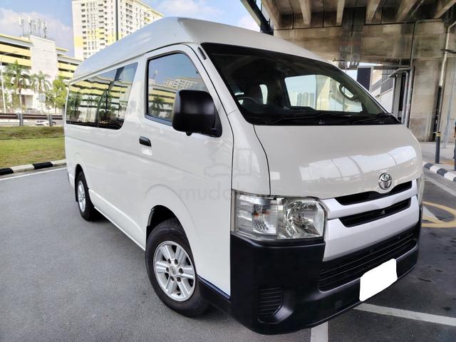 2016 Toyota Hiace 2.7 (M) Window Van High Roof - 1