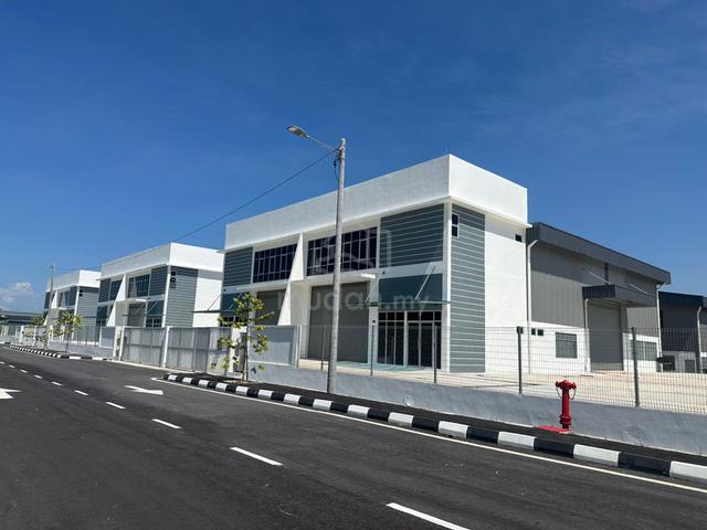 1.5 Semi-D Light Taman Industrial Waja Kulim Factory For Rent 1