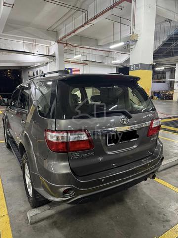 2011 Toyota FORTUNER 2.7 V (A) - 2