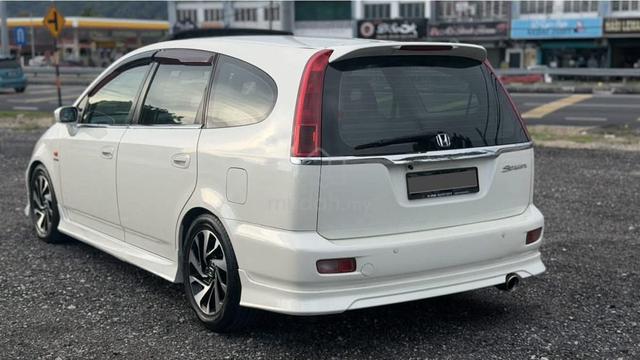 2002 Honda STREAM 2.0 iV (A) - 3