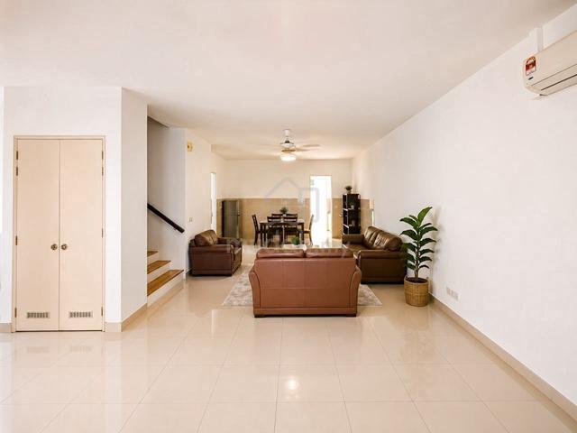 FREEHOLD 2.5 Storey Hyperlink House  Duta Villa Presint 14 Putrajaya 1