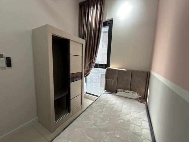 Skyline Pudu - Small Room for rent (Window with great lighting) 1