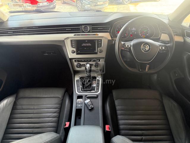 2019 Volkswagen Passat 1.8 (CKD) - 5