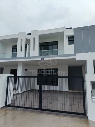 * IOI Sonatia Park * Jalan Raja Udang, Bandar Putra, Kulai For Sale 1